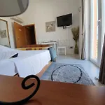 Julian Gostinjska kuća 3*