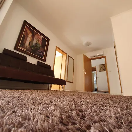 Julian Гостевой дом Задар