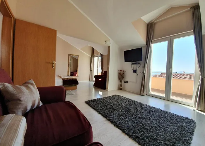 בית הארחה Julian זאדאר